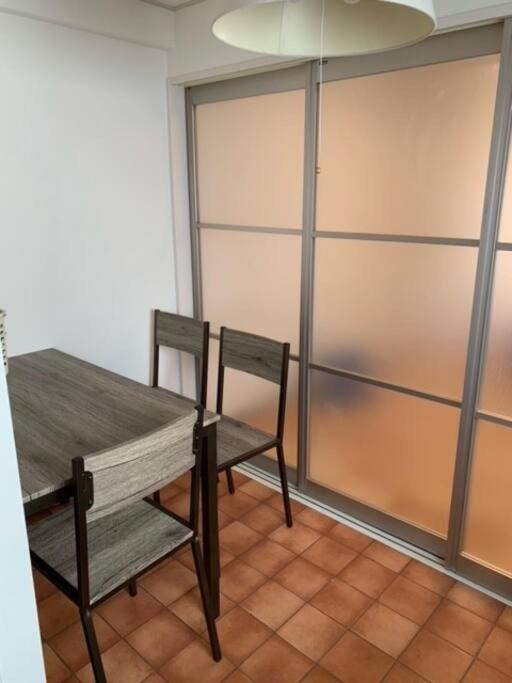 Large Room By Kuromon Market Осака Екстериор снимка